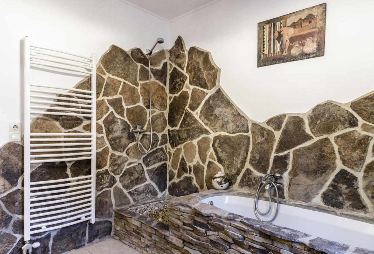Rezeda Resort Apartman Szigetmonostor Exteriör bild