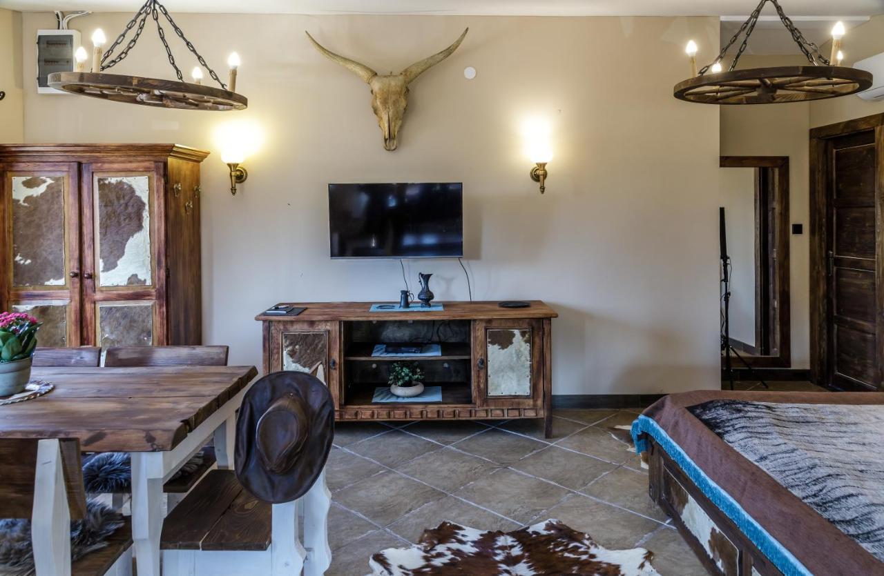 Rezeda Resort Apartman Szigetmonostor Exteriör bild